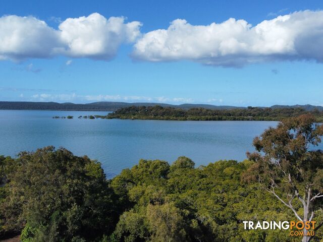 9 Boat Harbour Avenue MACLEAY ISLAND QLD 4184