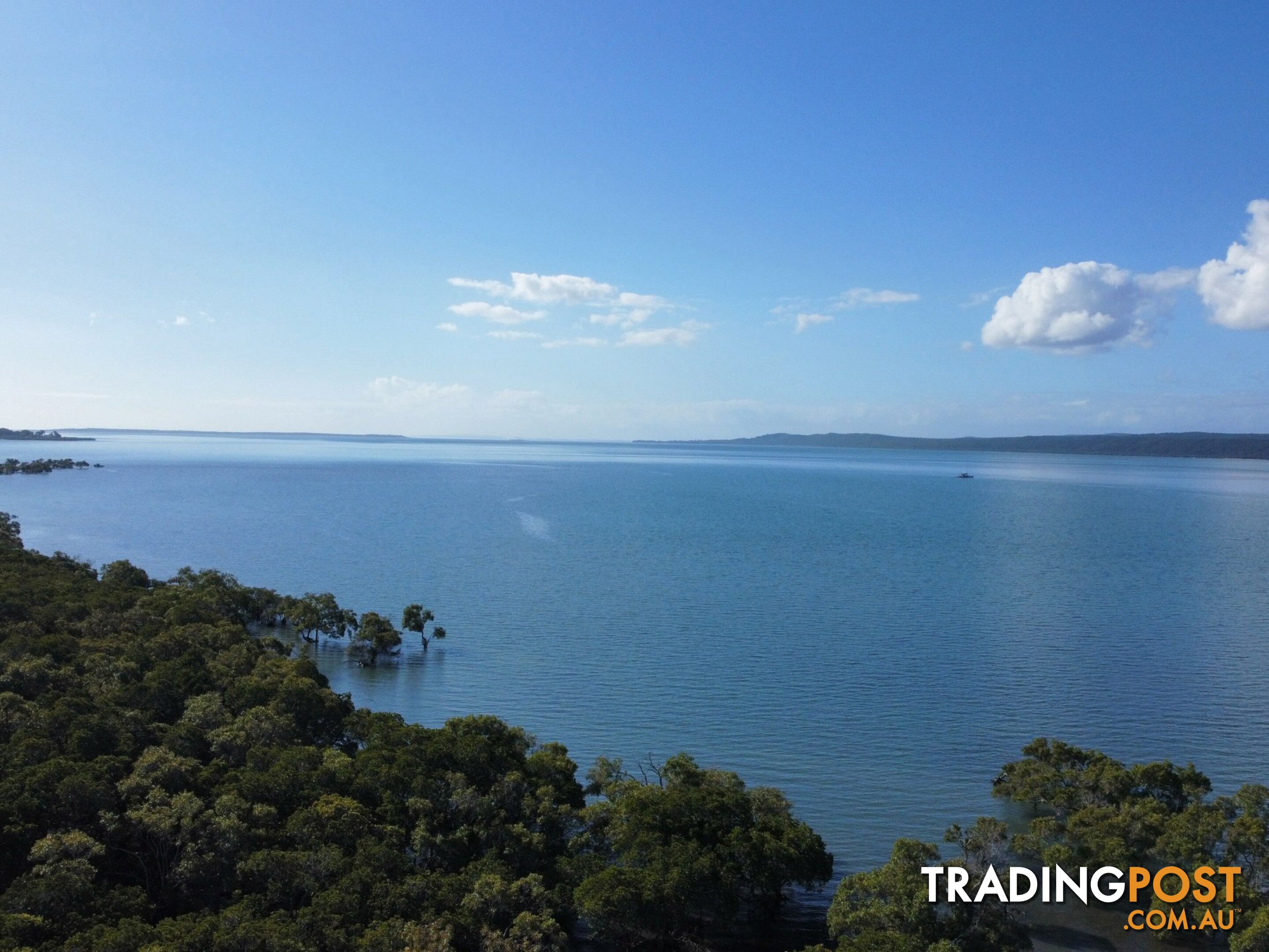 9 Boat Harbour Avenue MACLEAY ISLAND QLD 4184