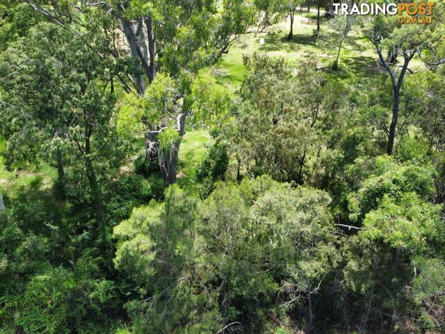 4 Cliff Terrace MACLEAY ISLAND QLD 4184