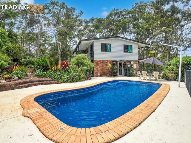 8-10 Cliff Terrace MACLEAY ISLAND QLD 4184