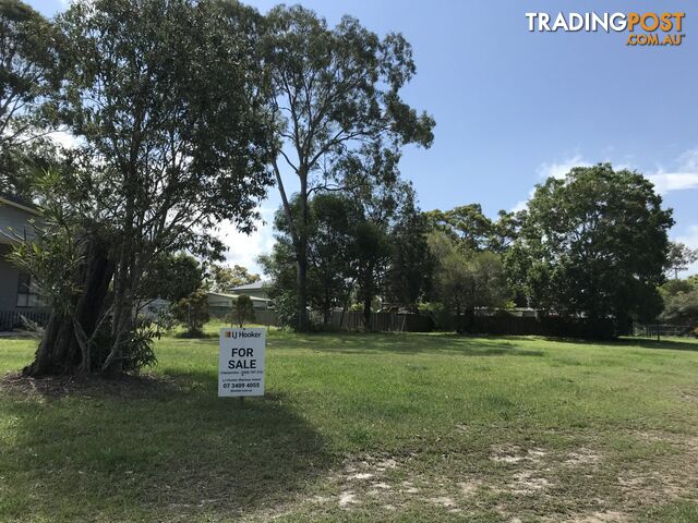 67 Francis Road MACLEAY ISLAND QLD 4184