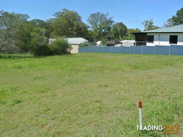 9 Francis Road MACLEAY ISLAND QLD 4184