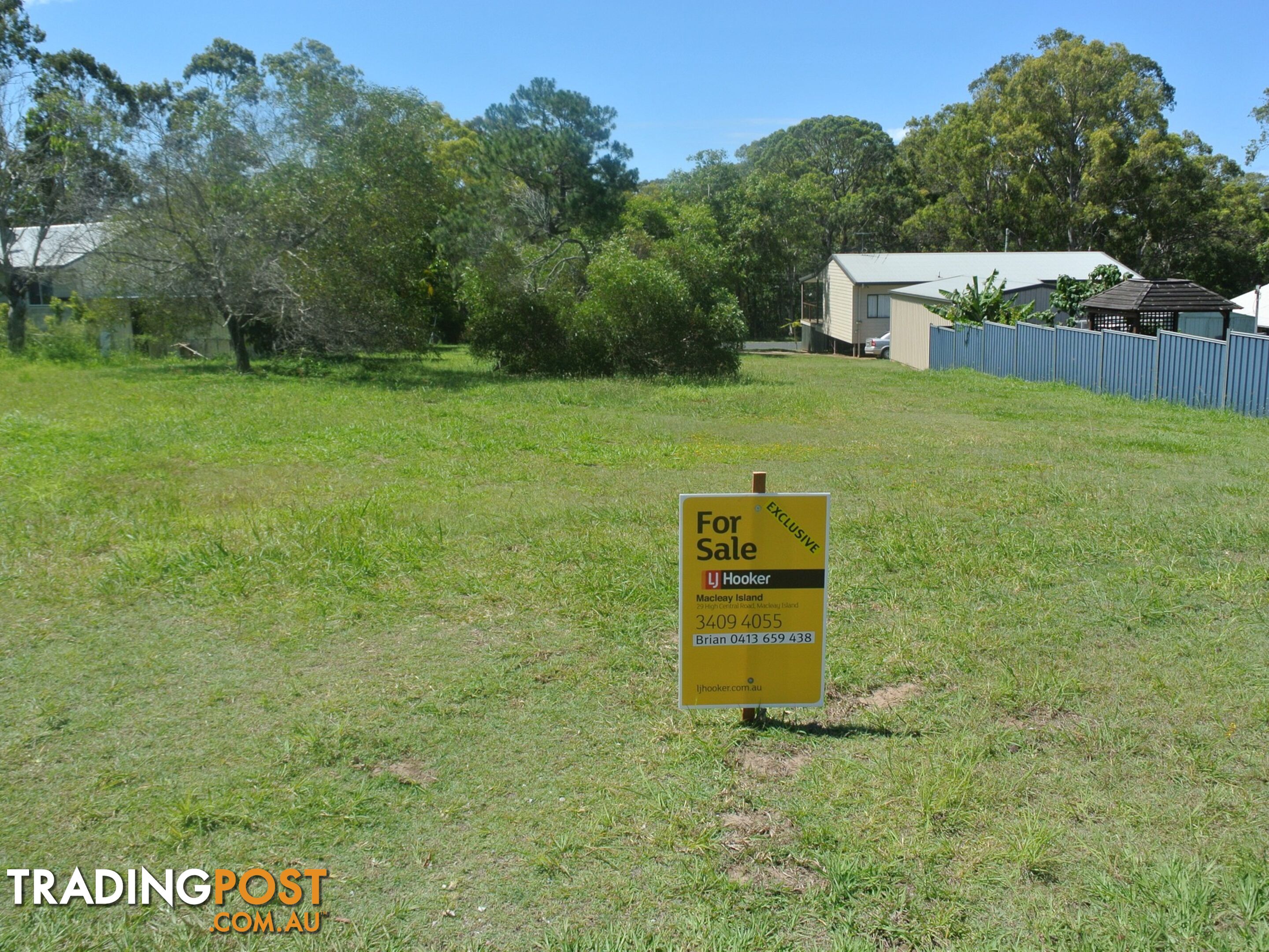 9 Francis Road MACLEAY ISLAND QLD 4184