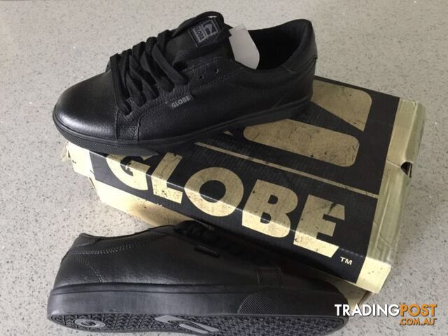 GENUINE GLOBE BLACK LEATHER SHOES SIZE MENS US 9 BRAND NEW IN BOX
