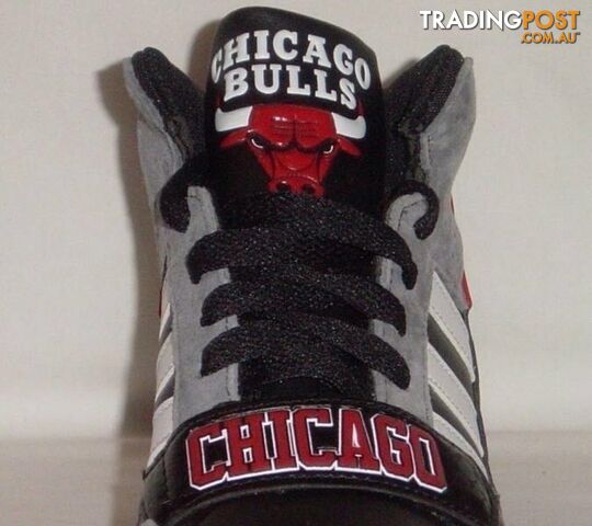 ADIDAS CHICAGO BULLS NBA LIMITED EDITION BASKETBALL SHOES US 12 - photo 2 of 9