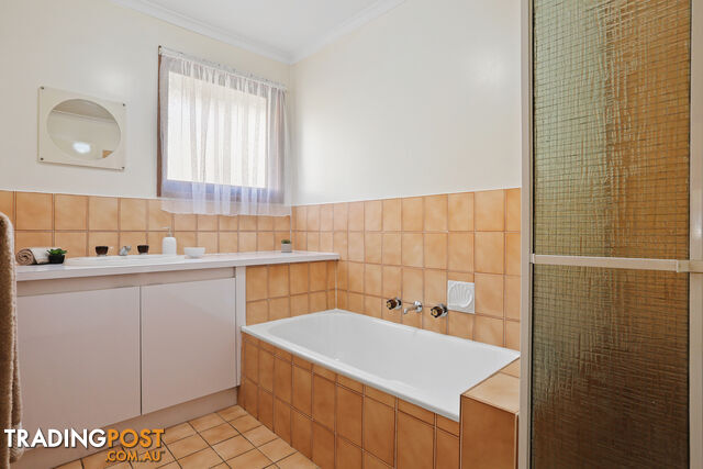 1 298 Canterbury Road HEATHMONT VIC 3135