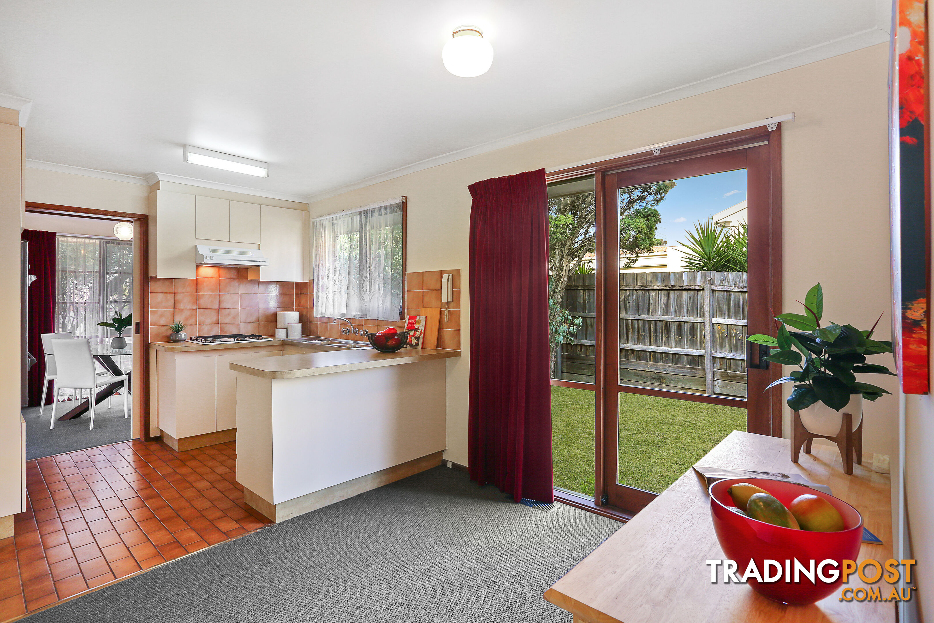 1 298 Canterbury Road HEATHMONT VIC 3135