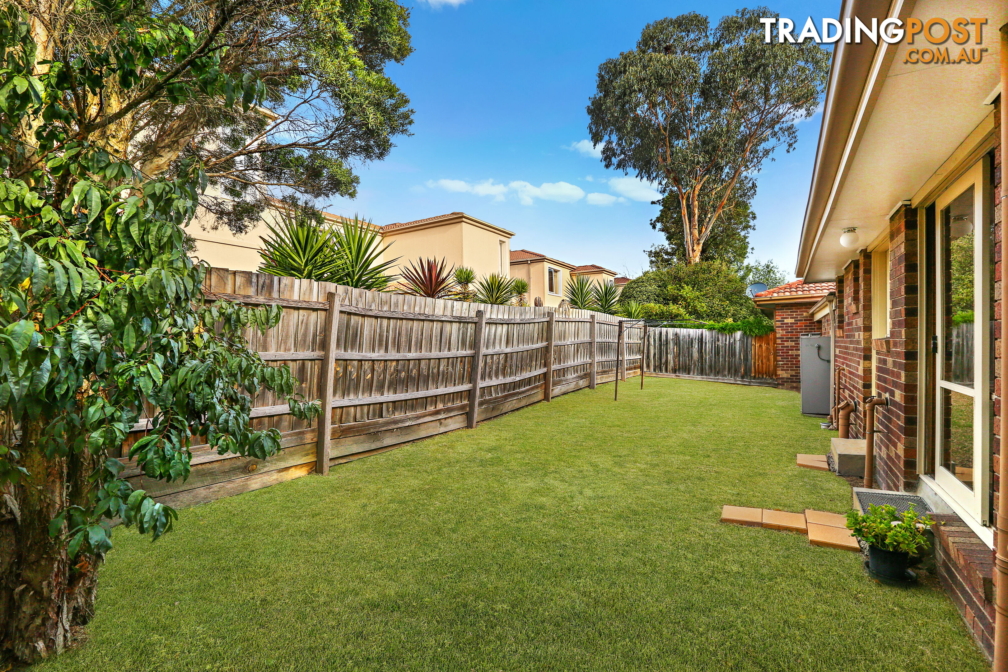 1 298 Canterbury Road HEATHMONT VIC 3135