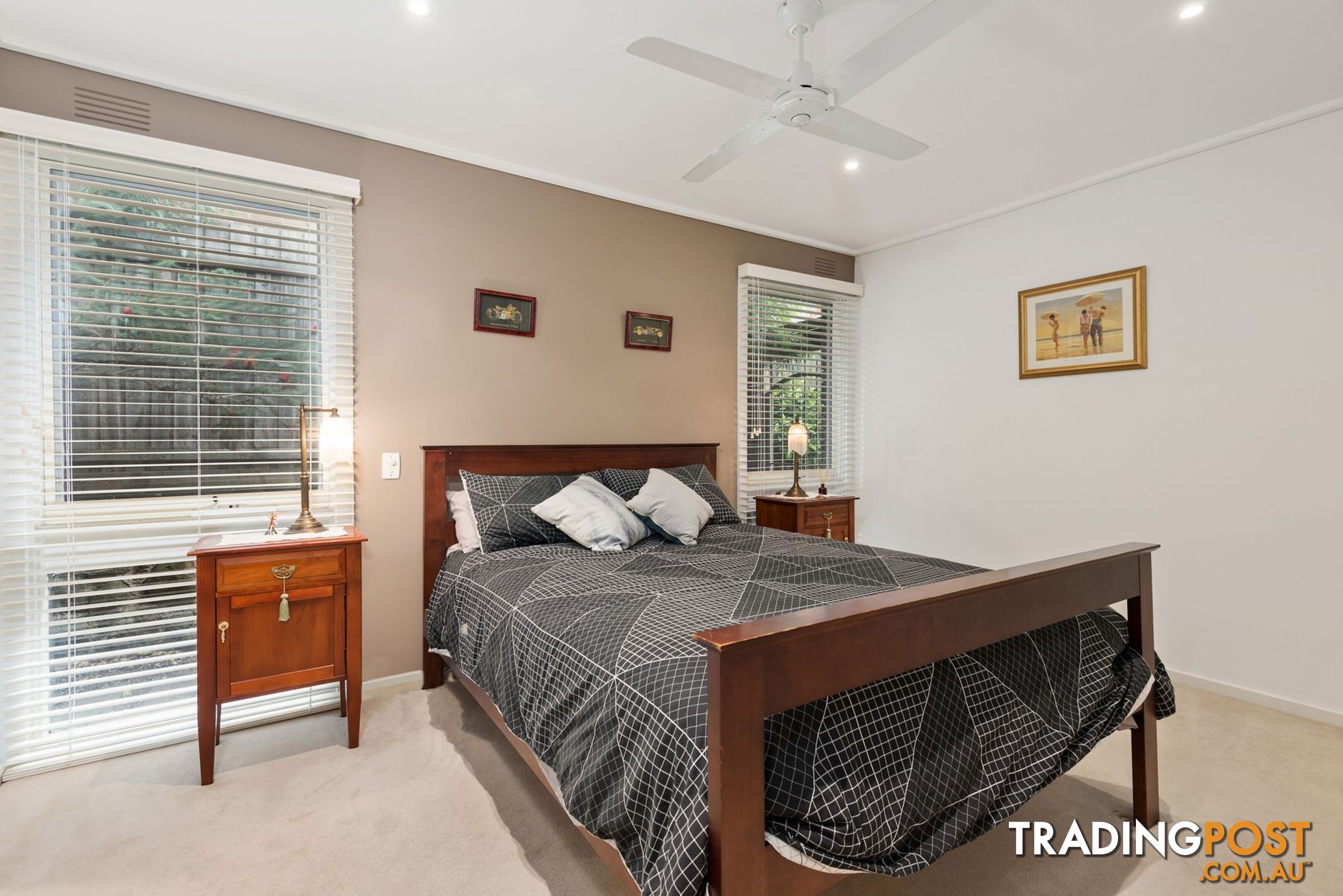 15 Hardy Crescent HEATHMONT VIC 3135