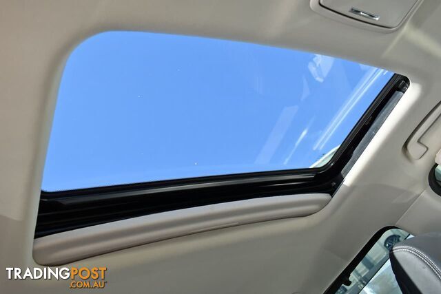 2017 HONDA ODYSSEY VTi-L 5th Gen WAGON - photo 2 of 17