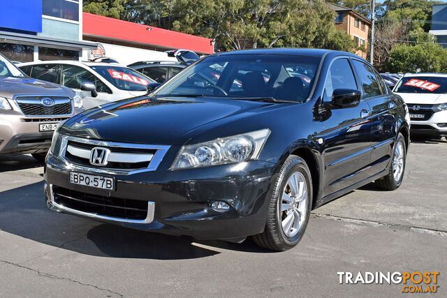2010 HONDA ACCORD Limited Edition 8th Gen SEDAN - photo 4 of 20