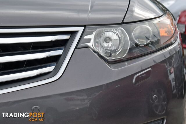 2010 HONDA ACCORD EURO Luxury 8th Gen SEDAN - photo 4 of 16