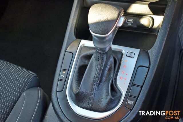 2018 KIA CERATO S BD HATCHBACK - photo 2 of 20