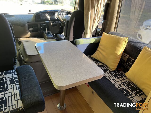 2000 TOYOTA COASTER MOTORHOME