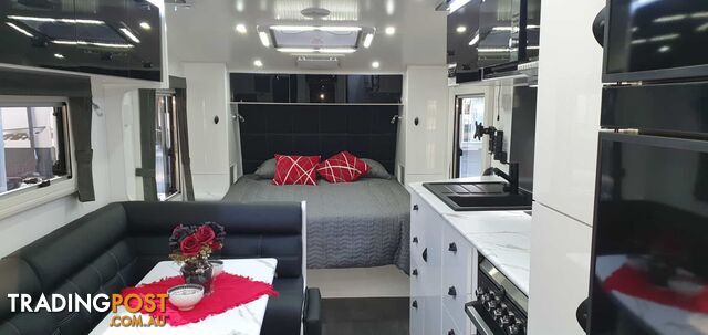 2024 OLYMPIC JAVELIN X8 216 CLUB LOUNGE OFFROAD - photo 4 of 15