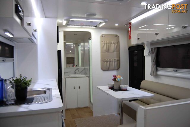 2024 MARATHON 18Â² SINGLE AXLE ENSUITE - photo 4 of 20