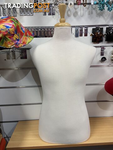 Male torso fabric for display