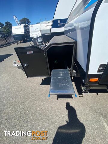 2025 Crusader Lifechanger Bunkie Off Road - photo 3 of 32
