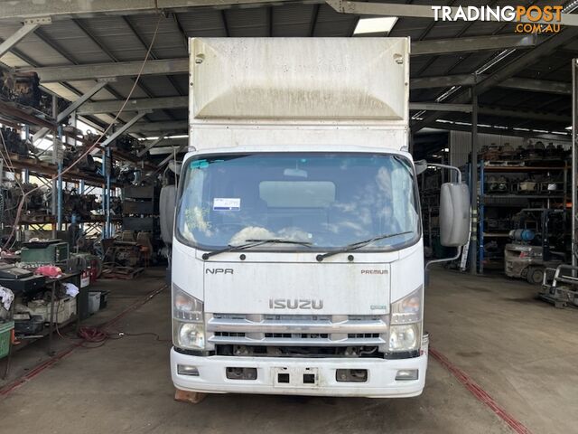 2013 ISUZU NPR 2254 JAANPR75HD7104638