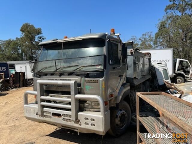 2004 NISSAN CWB483 2212 JNBCWB48300H00143 - photo 3 of 8