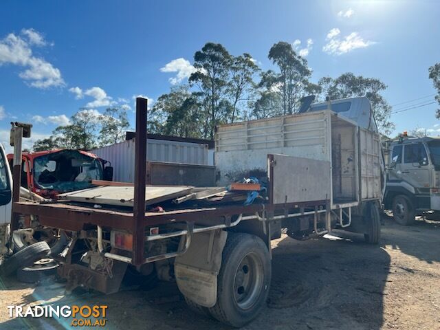 2002 MITSUBISHI FUSO FIGHTER FM618 2216 JMFFM618M0MK00218