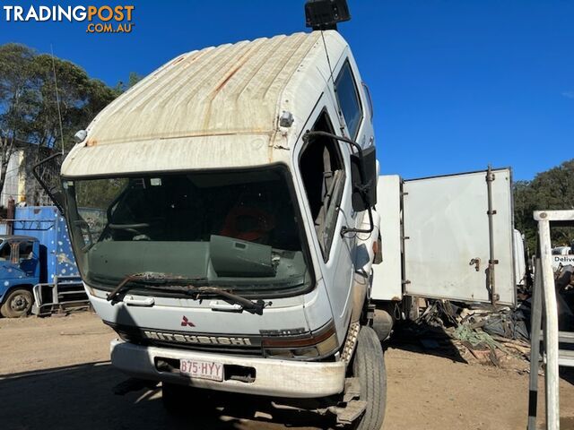 2002 MITSUBISHI FUSO FIGHTER FM618 2216 JMFFM618M0MK00218