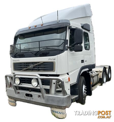 2004 VOLVO FM12