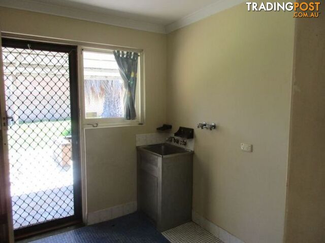 2 Pomfret Road SPEARWOOD WA 6163