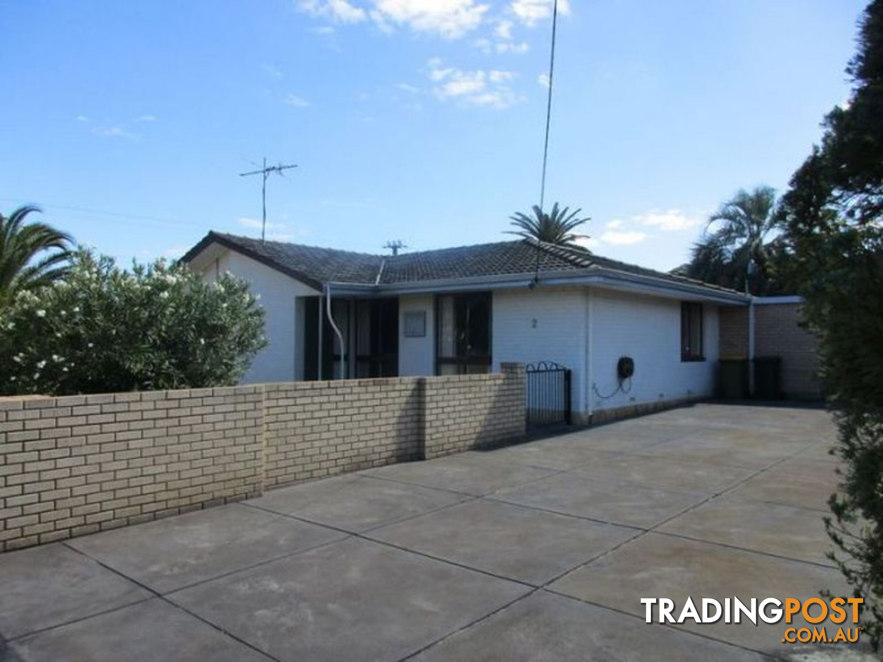 2 Pomfret Road SPEARWOOD WA 6163