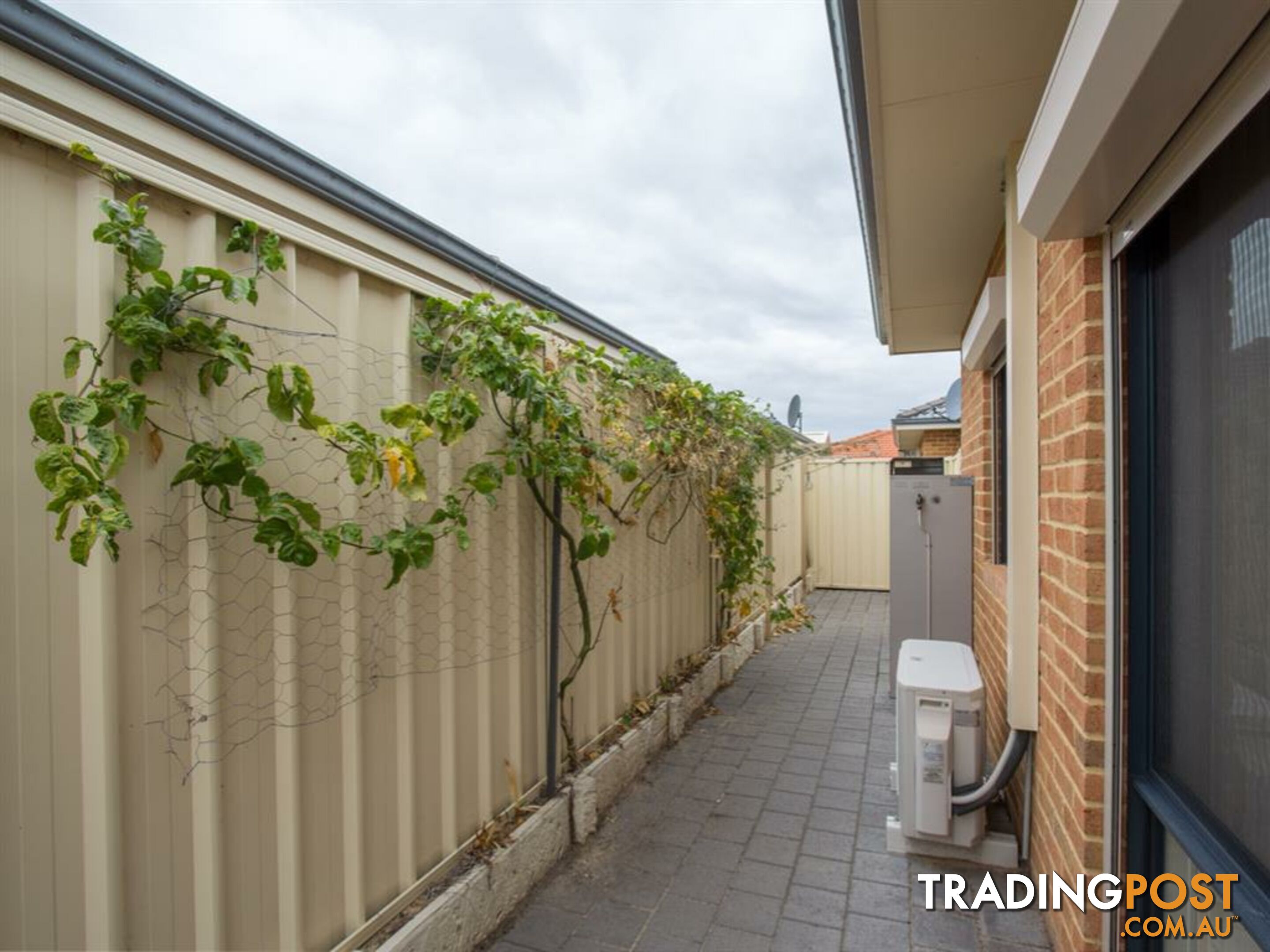 2/15 Coogee Road MUNSTER WA 6166