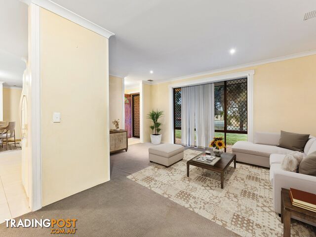 11 Berrigan Drive SOUTH LAKE WA 6164