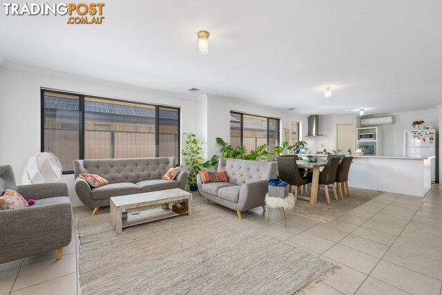 14 Teocote Crescent AUBIN GROVE WA 6164