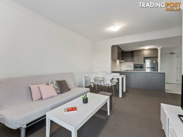 Unit 13/25 O'Connor Close NORTH COOGEE WA 6163