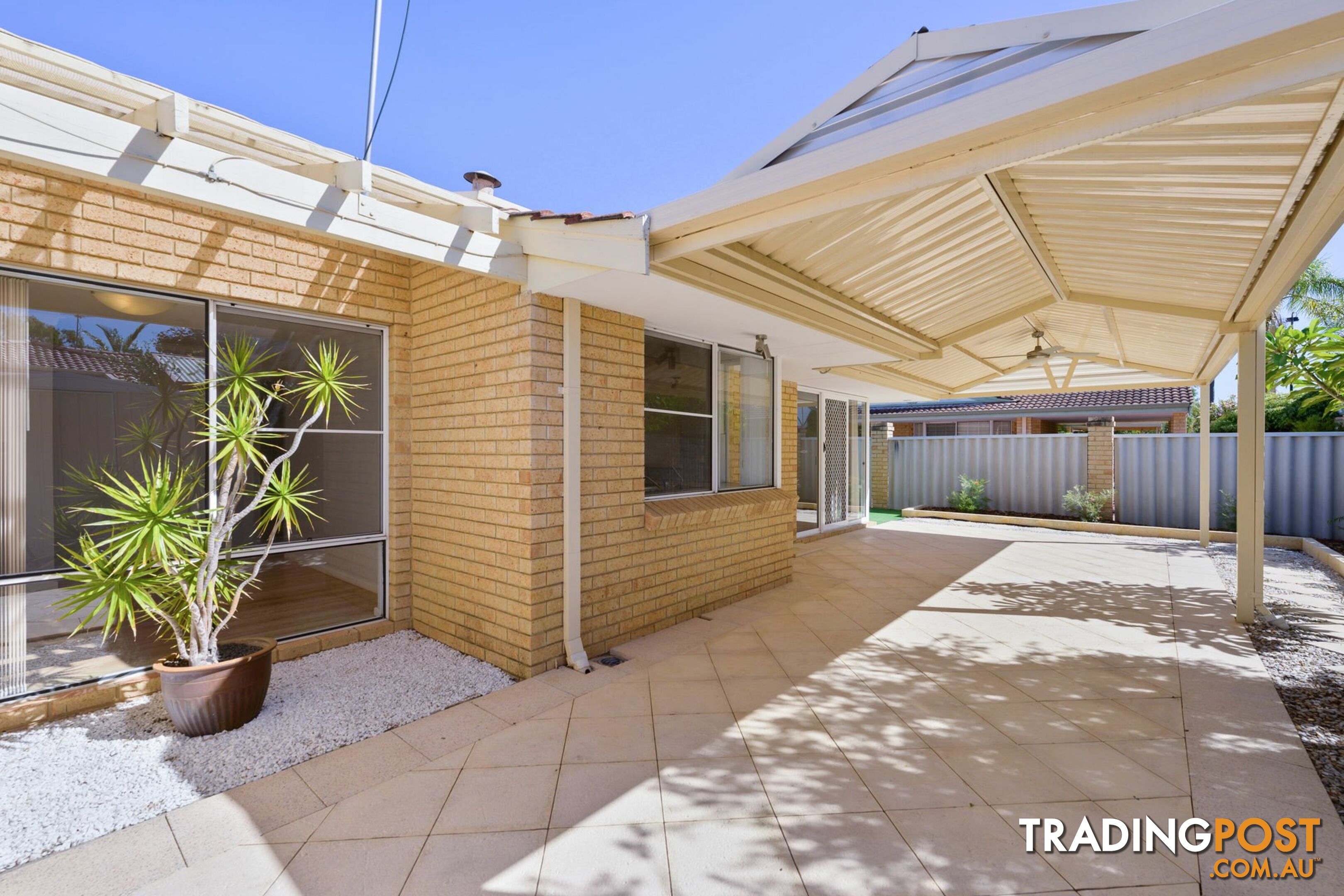 2/437B Riverton Drive East SHELLEY WA 6148