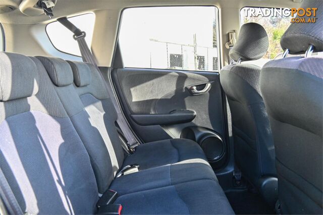 2012 HONDA JAZZ VIBE S GEMY12  - photo 4 of 20