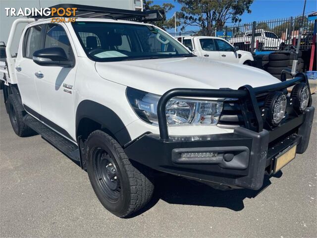 2017 TOYOTA HILUX SR(4X4) GUN126RMY17 DUAL C/CHAS