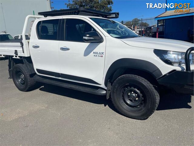 2017 TOYOTA HILUX SR(4X4) GUN126RMY17 DUAL C/CHAS