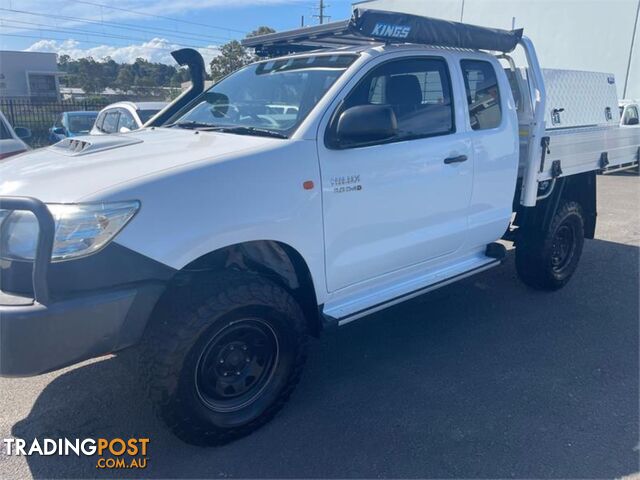 2011 TOYOTA HILUX SR(4X4) KUN26RMY11UPGRADE X CAB C/CHAS - photo 4 of 7