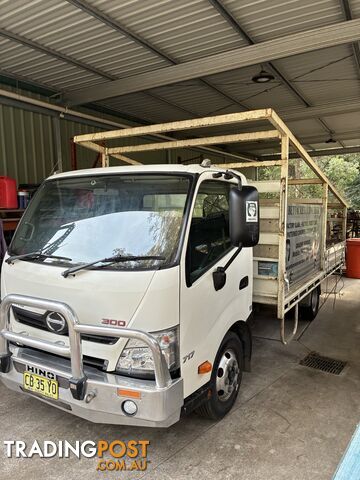 2014 Hino 300 Tray Dropside Truck