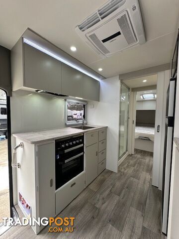 2026 SEASCAPE CARAVANS 22 SUNRUNNER TOURING 22FF CLUB - photo 3 of 21