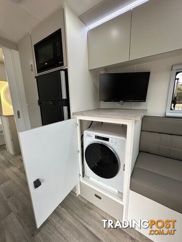 2026 SEASCAPE CARAVANS 22  SUNRUNNER TOURING 22FF CLUB - photo 5 of 21