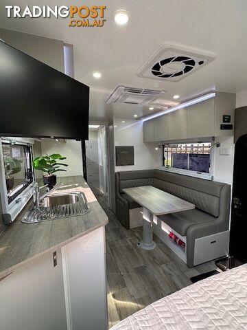 2025 ESSENTIAL CARAVANS CRUISER 21'10Â FAMILY DESIGN F26 - photo 3 of 16