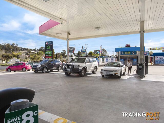 Woolworths/Caltex 123-125 Condon Street BENDIGO VIC 3550