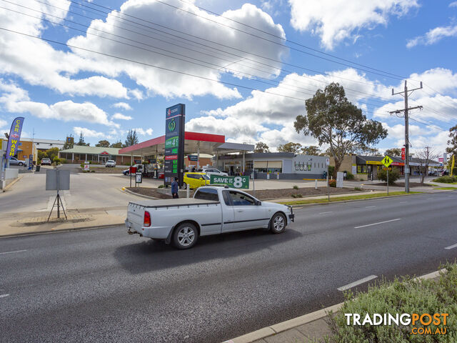 Woolworths/Caltex 123-125 Condon Street BENDIGO VIC 3550