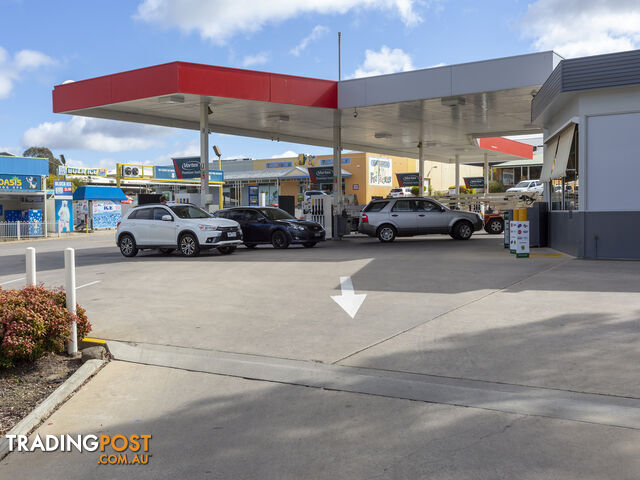 Woolworths/Caltex 123-125 Condon Street BENDIGO VIC 3550