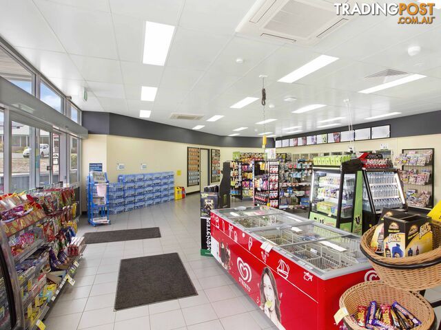 Woolworths/Caltex 123-125 Condon Street BENDIGO VIC 3550