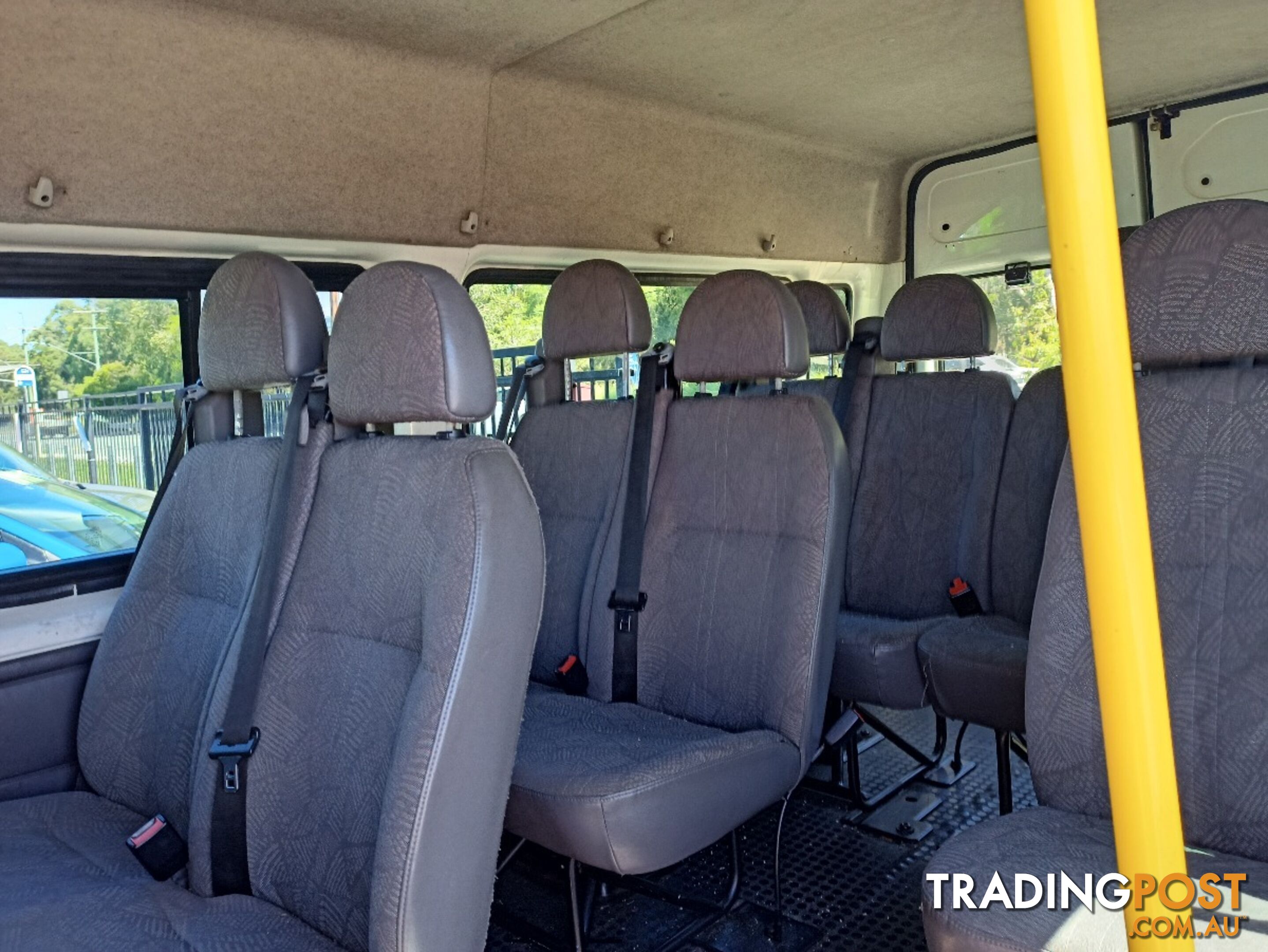 2003 FORD TRANSIT 12 SEAT VH BUS