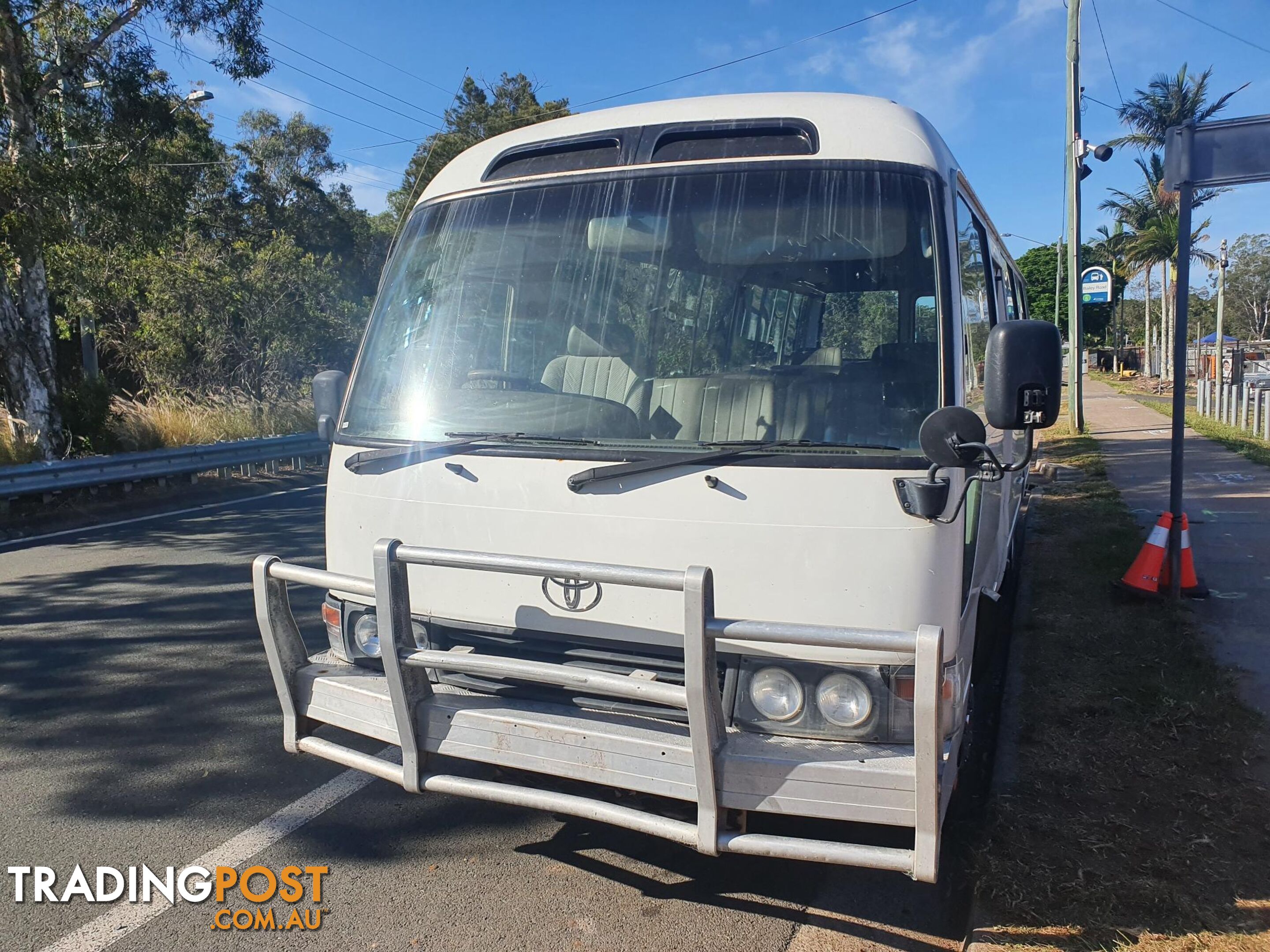 2001 TOYOTA COASTER   BUS