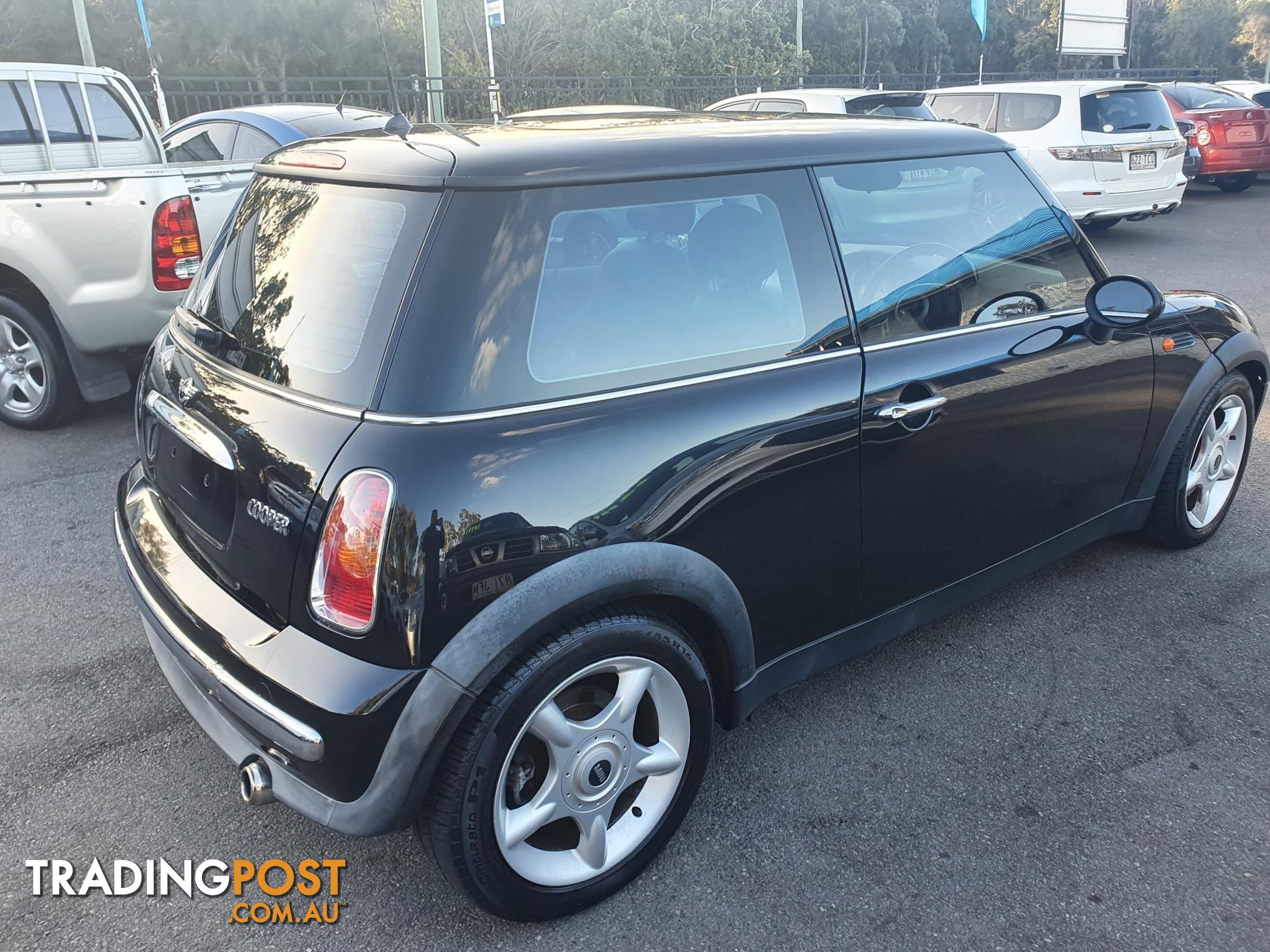 2002 MINI Cooper R50 Hatchback 2dr CVT 6sp 1.6i  Hatchback