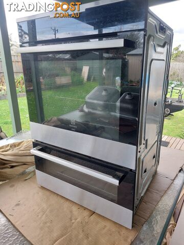 Electrolux Pyroclean Oven